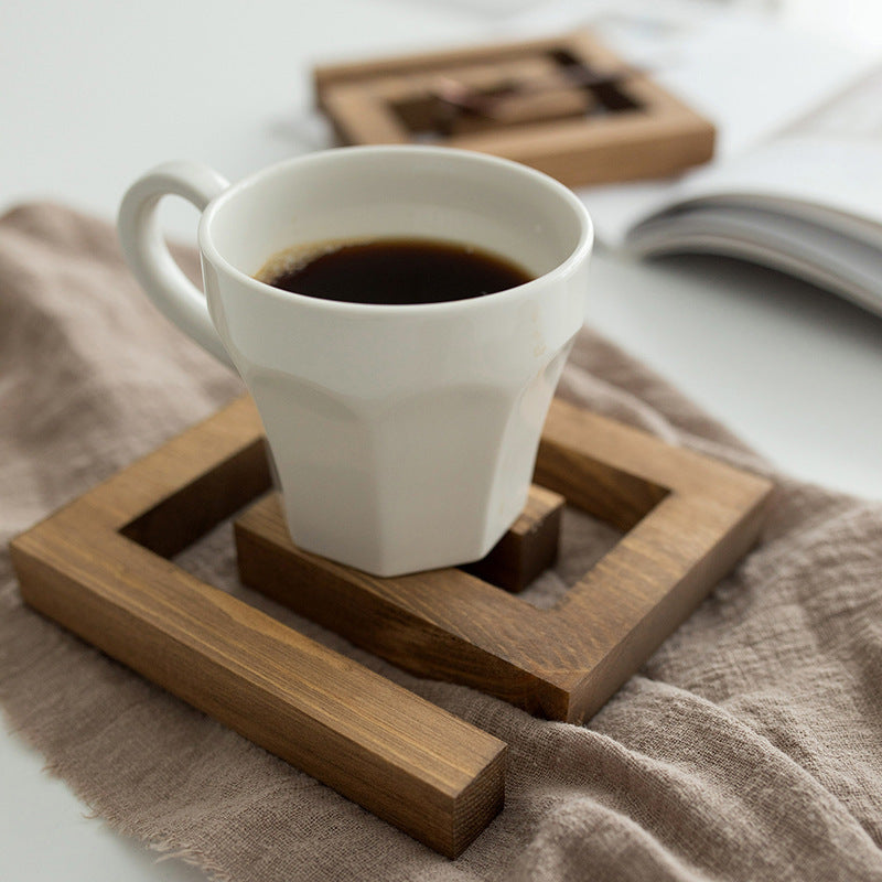 HKM-490387 Wooden Thermal Insulation Coaster for Tea Cups - Non-Slip Pine Pad in Light Coffee and Red Brown