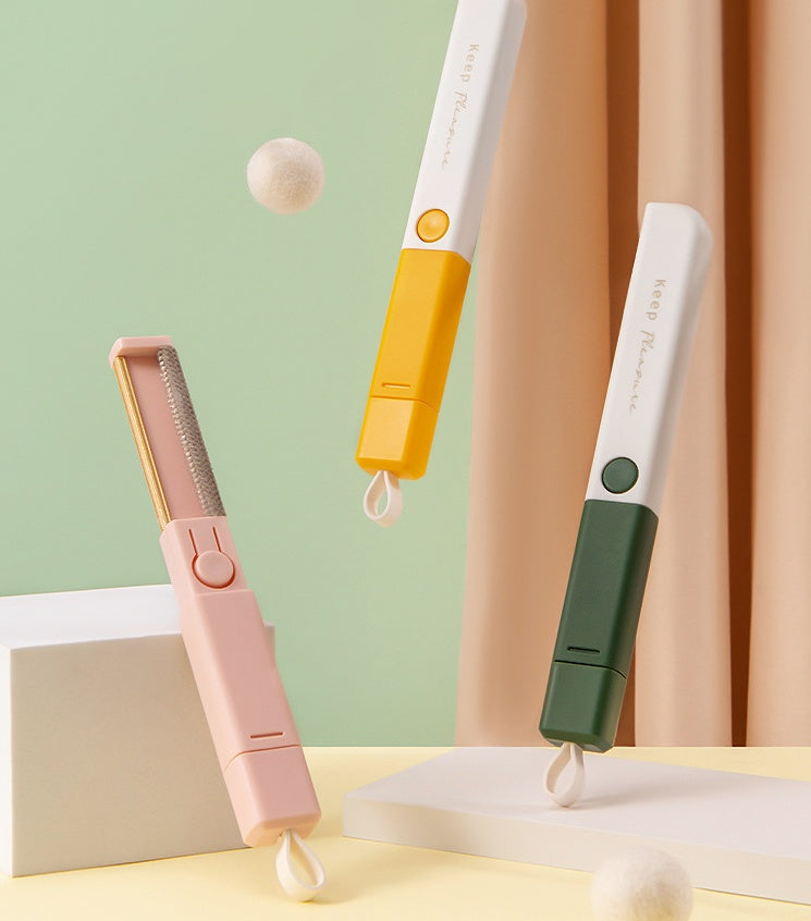 HKM-4921789 Electrostatic Hair Removal Brush for Clothes - ABS+TPR, Compact & Lightweight, Available in Yellow, Green, Pink