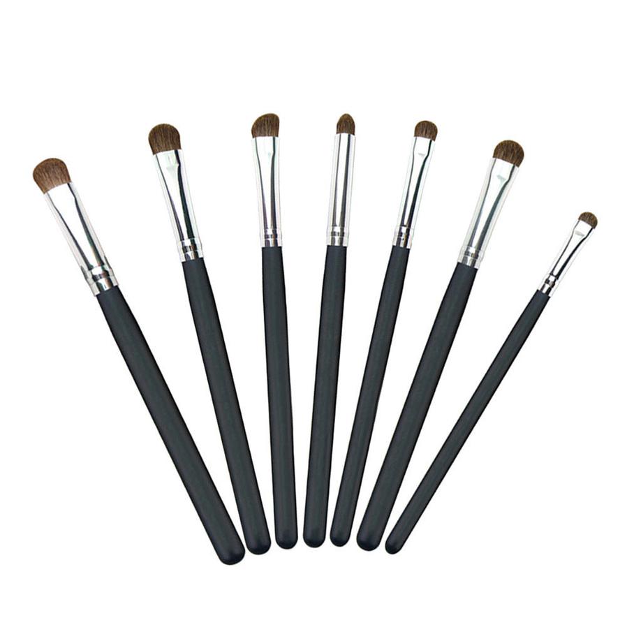 HKM-492691 Set of 7 Wooden Handle Eye Shadow Brushes with Horse Hair Bristles
