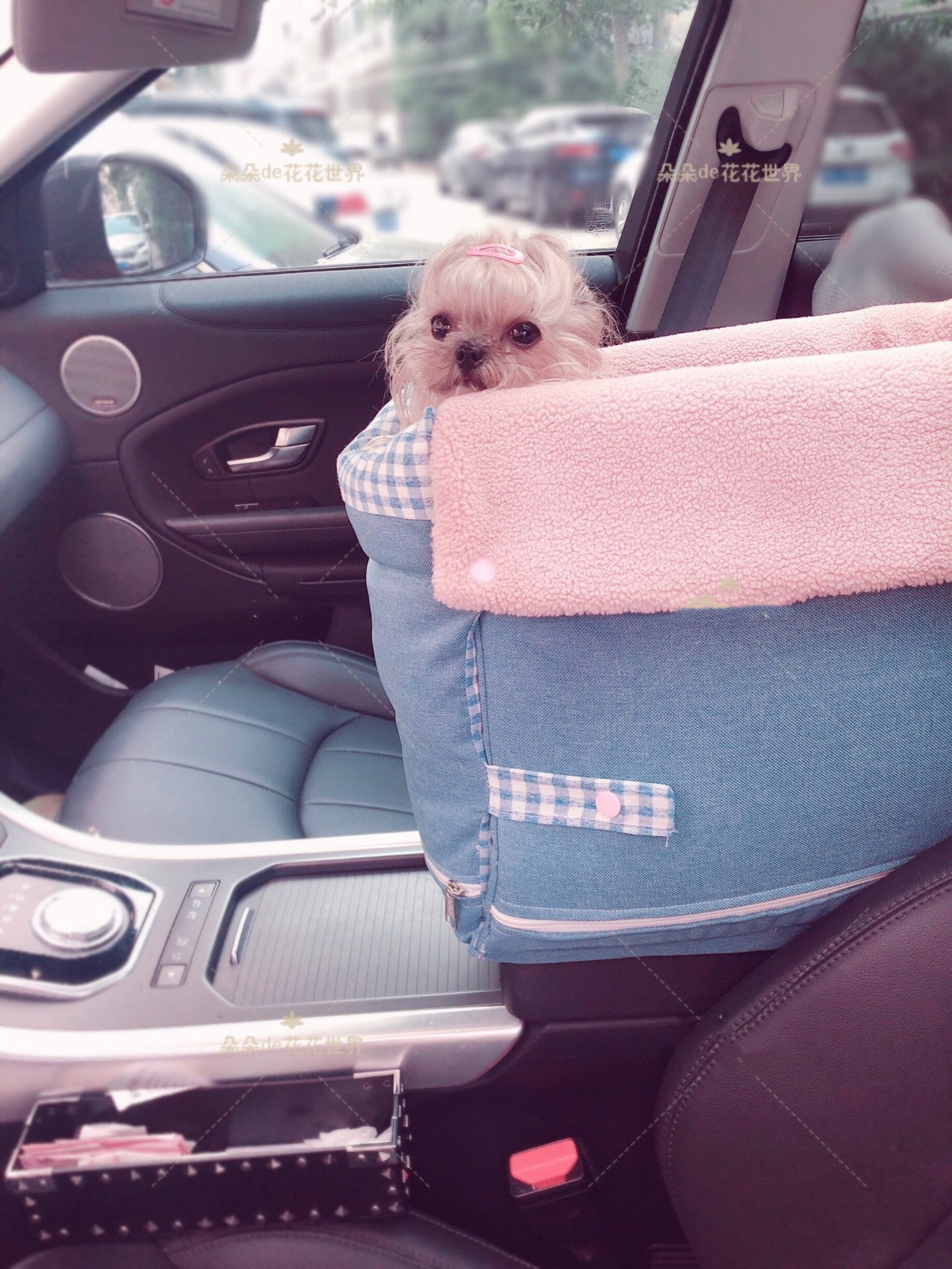 HKM-4937533 Portable Dog Car Seat with Removable Washable Cover for Pets Up to 6kg