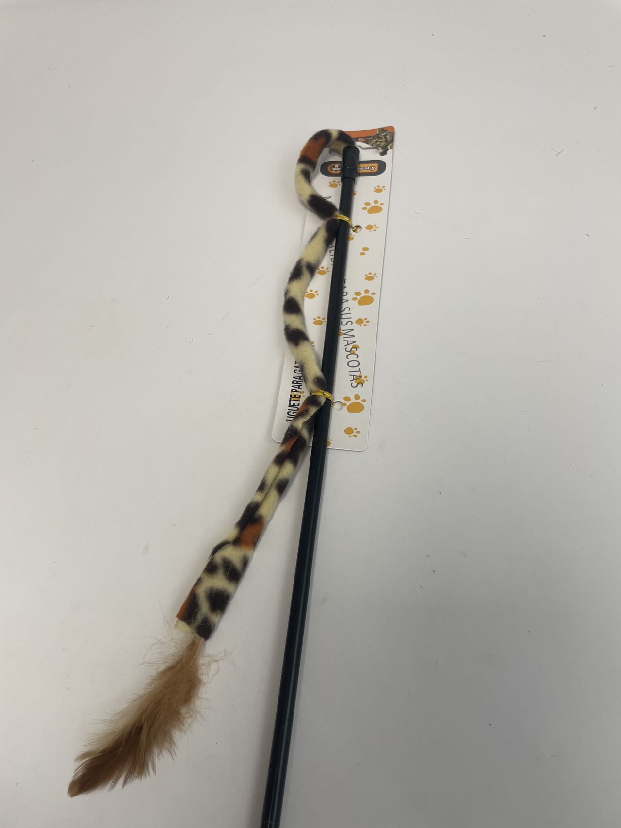HKM-4980797 Whimsical Cat Toy for Interactive Play and Endless Fun