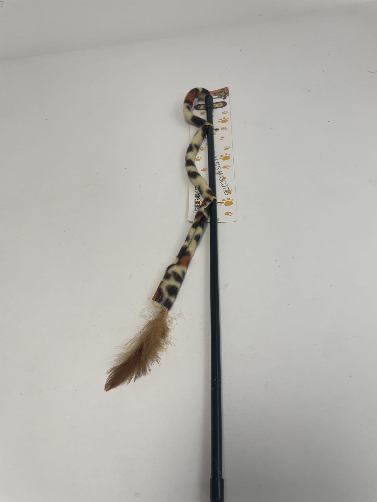 HKM-4980797 Whimsical Cat Toy for Interactive Play and Endless Fun