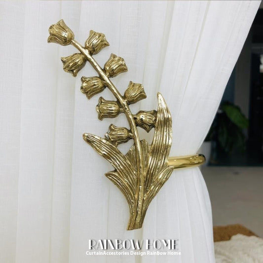 HKM-498771 Lily Little Angel Wings Brass Curtain Hooks with Decorative Leaf and Flower Designs