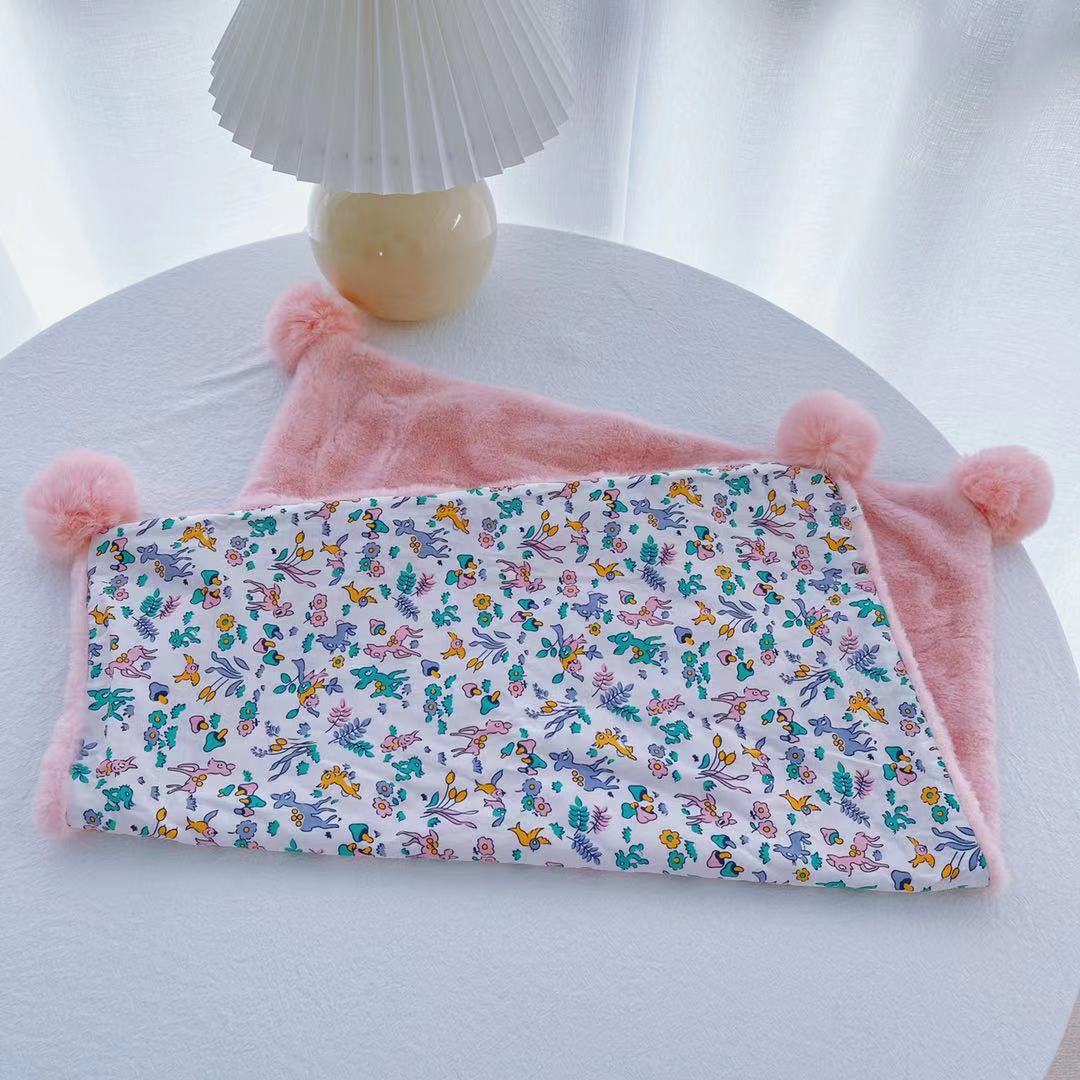 HKM-4997309 Plush Warm Dog Bed with Removable and Washable Mat, Pillow, and Blanket in Pink Rabbit Fur