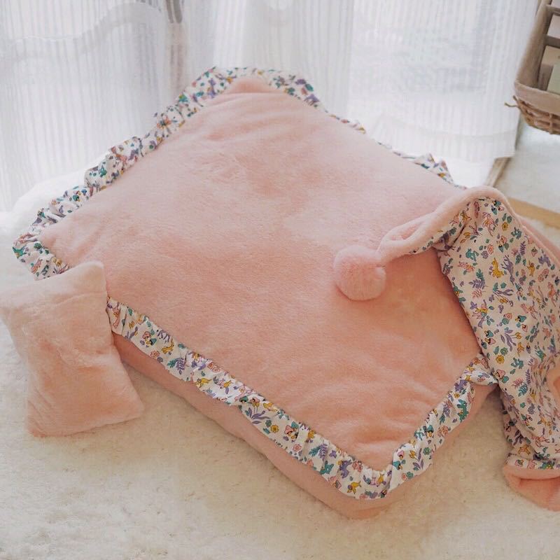 HKM-4997309 Plush Warm Dog Bed with Removable and Washable Mat, Pillow, and Blanket in Pink Rabbit Fur