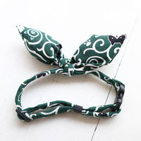 HKM-5010749 Charming Adjustable Bow Tie Collar with Bell for Cats, Puppies, and Rabbits