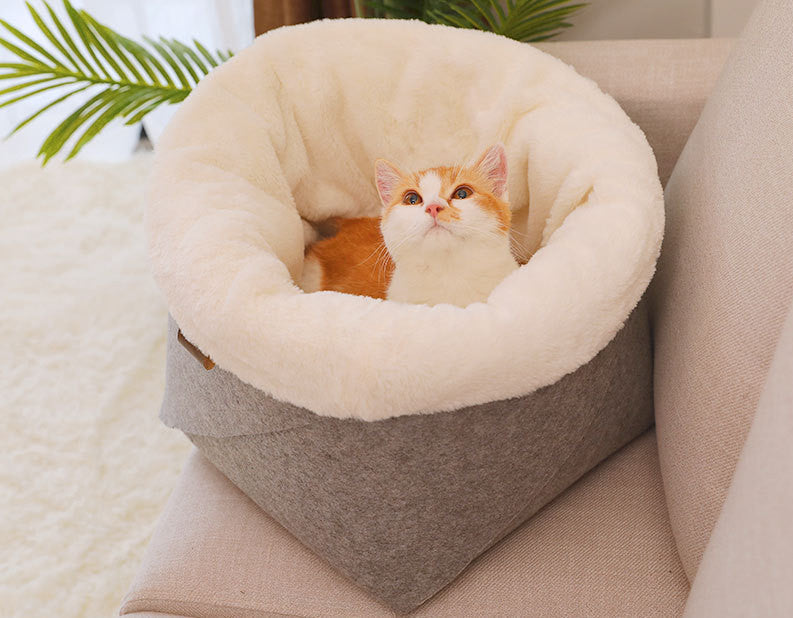 HKM-5012797 Round Felt Pet Nest for Cats - Cozy Grey Design, Available in Small & Medium