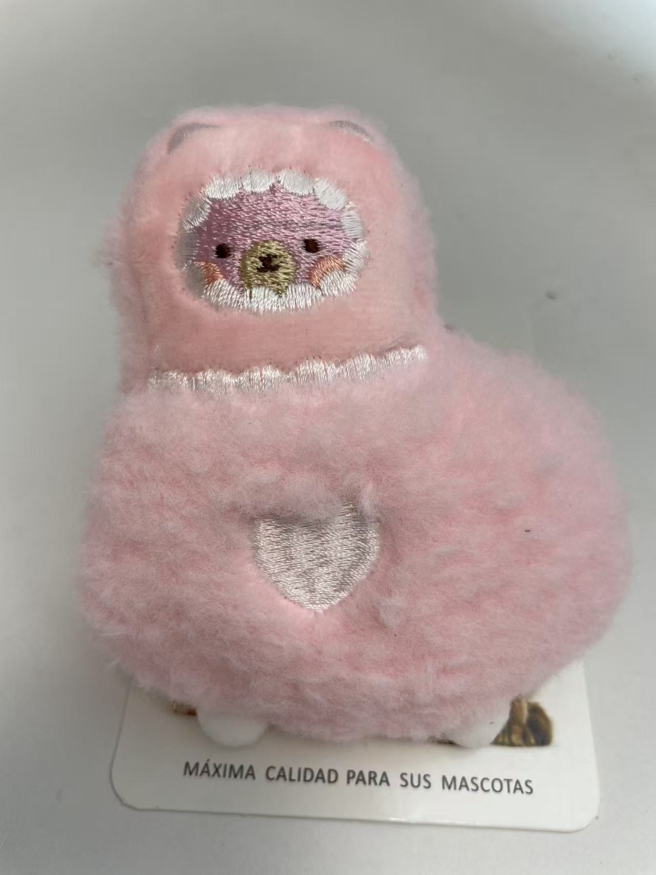 HKM-5025085 Plush Sheep Cat Toy – Soft and Cuddly with Irresistible Appeal for Cats