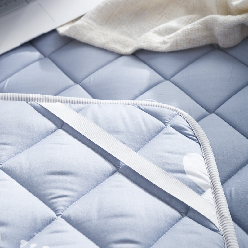 HKM-506195 Foldable Non-Slip Double Thin Mattress for Dormitory and Tatami Bed Use
