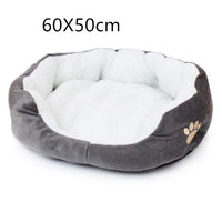HKM-5066813 Cozy Fleece Pet Bed for Small Dogs and Cats - Soft and Comfortable 50x40cm