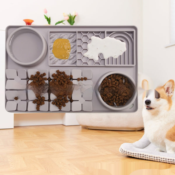 HKM-5080253 Silicone Slow Food Licking Mat with Suction Cup for Dogs - Versatile Pet Tableware