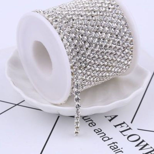 HKM-508115 Rhinestone Chain for DIY Crafts - 2.8mm Silver Bottom Claw, 1m Length