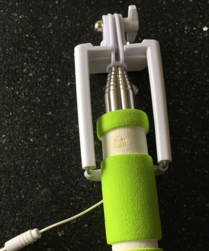 HKM-511955 Folding Selfie Stick for Cell Phones with Adjustable Height and Wide Compatibility