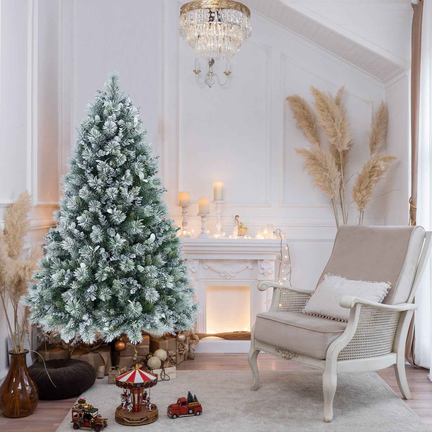 HKM-520915 4FT Snow Flocked Artificial Christmas Tree with 404 Realistic PE Tips for Home and Office Decor