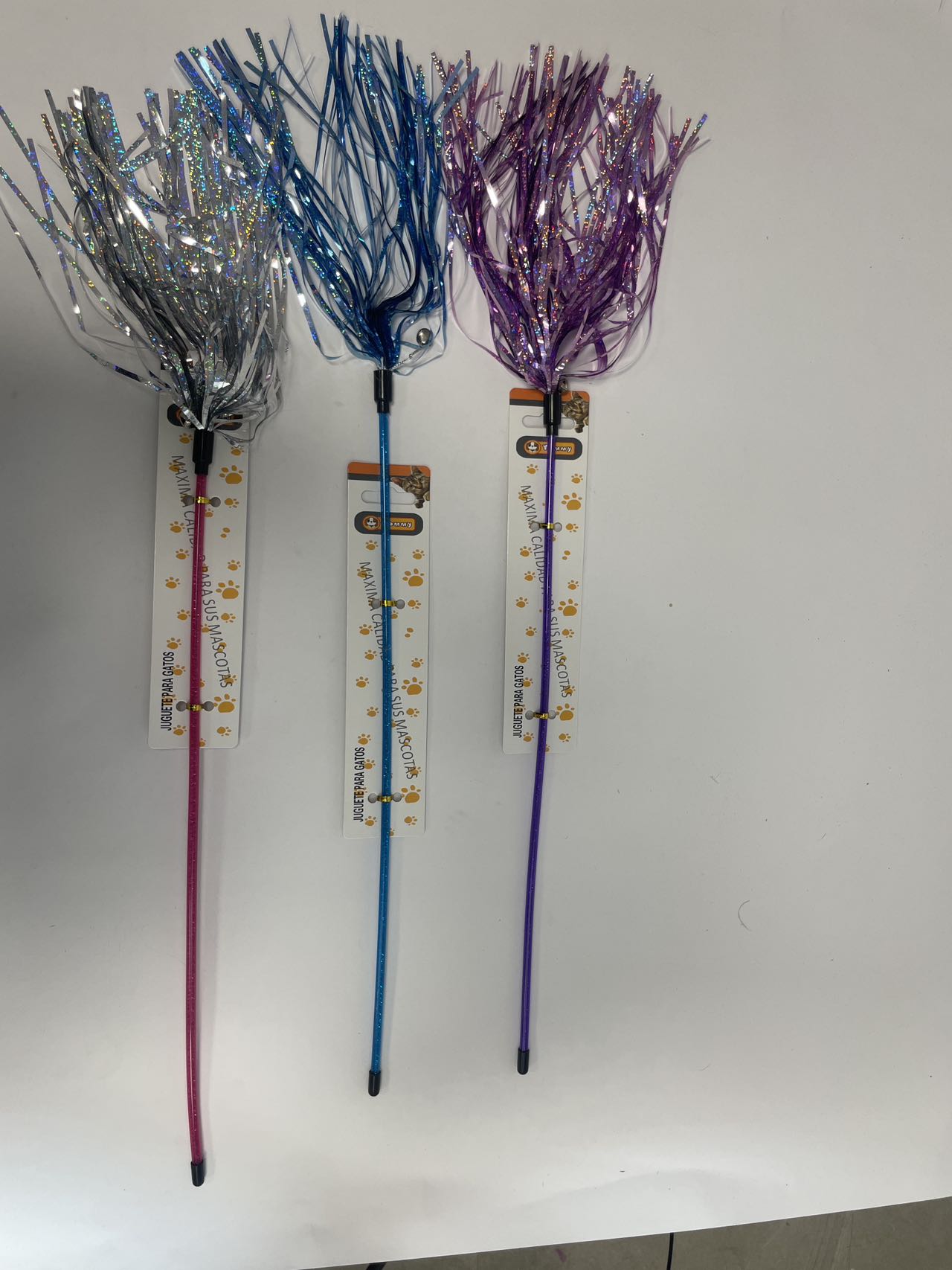 HKM-5227453 Whimsical Cat Toy with Interactive Features for Endless Fun