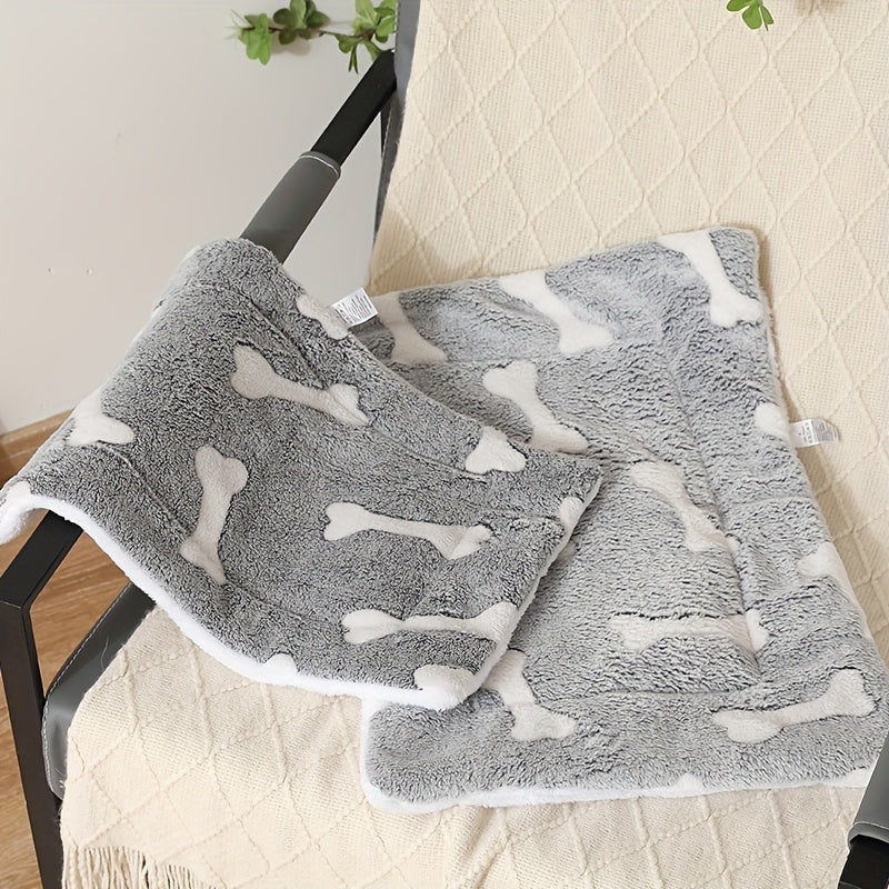HKM-5235645 Self-Warming Reversible Pet Sleeping Mat for Dogs and Cats – Soft Coral Velvet Dog Bed, Machine Washable, Non-Slip Crate Pad