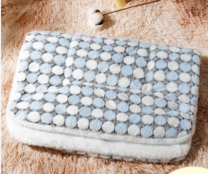 HKM-5277501 Cat Four Seasons Mat Blanket - Cozy Double-Sided Lamb Wool & Flannel Options in Various Colors and Sizes