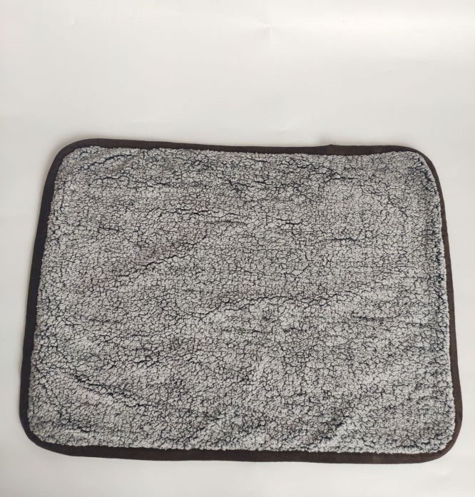 HKM-5295805 Waterproof Winter Nap Blanket for Dogs and Cats - Urine Proof, Cozy, Multiple Sizes Available