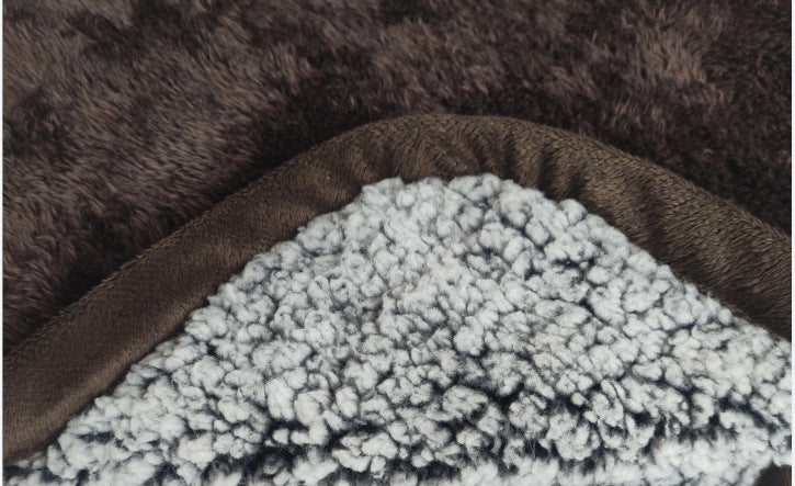 HKM-5295805 Waterproof Winter Nap Blanket for Dogs and Cats - Urine Proof, Cozy, Multiple Sizes Available
