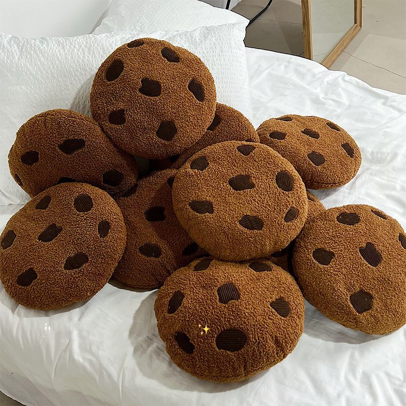 HKM-530003 Giant Cookie Plush Throw Pillow - Soft Plush Bedding Decor, 28cm x 45cm