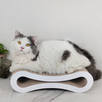 HKM-5303869 Large Eight-Shaped Cat Toy Made of Corrugated Paper in White and Black