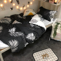 HKM-535251 Four-Piece Japanese Bedding Set with Floral Design - Polyester Quilt, Bed Sheets, and Pillowcases