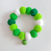 HKM-5392445 Gradient Color Pet Fur Ball Collar with Bell for Cats - Various Sizes Available