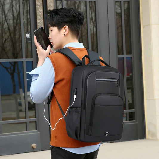 HKM-540115 Custom Logo Travel Sports Backpack for Hiking and School Use