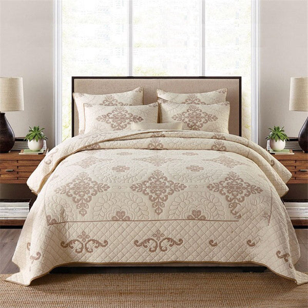 HKM-543827 Three-Piece Pure Cotton Bedding Set with Quilted Design and Embroidered Accents