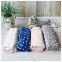 HKM-5477309 Cozy Multi-Season Pet Blanket Quilt for Dogs and Cats - Soft and Warm, Perfect for Cages or Sofas