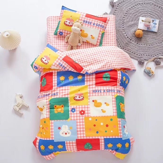 HKM-553875 Children's Cotton Quilt Set - Three-Piece Bedding with Fun Dinosaur and Animal Designs