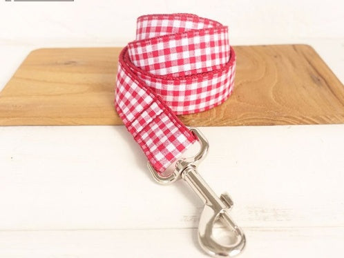 HKM-5542589 Red Plaid Polyester Pet Collar - Stylish and Durable Choice for Pet Control and Comfort
