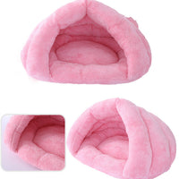 HKM-5554365 Cozy Arctic Plush Pet Sleeping Bag with eco-friendly PP Cotton Filling - Available in Multiple Colors