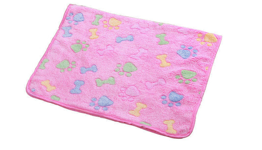 HKM-5600445 Warm Coral Fleece Blanket for Cats and Dogs - Versatile Kennel Mat in Multiple Sizes