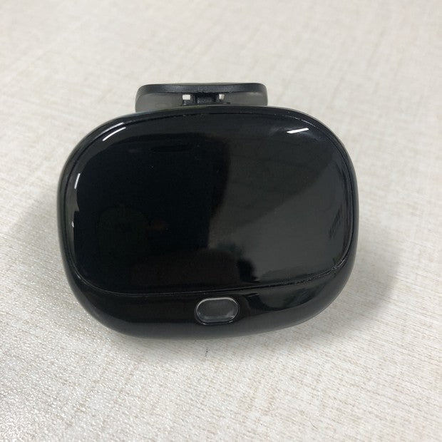 HKM-5600573 Portable Mini Cat Tracker with LED Light and Waterproof Smart Collar for Real-Time Pet Location Tracking