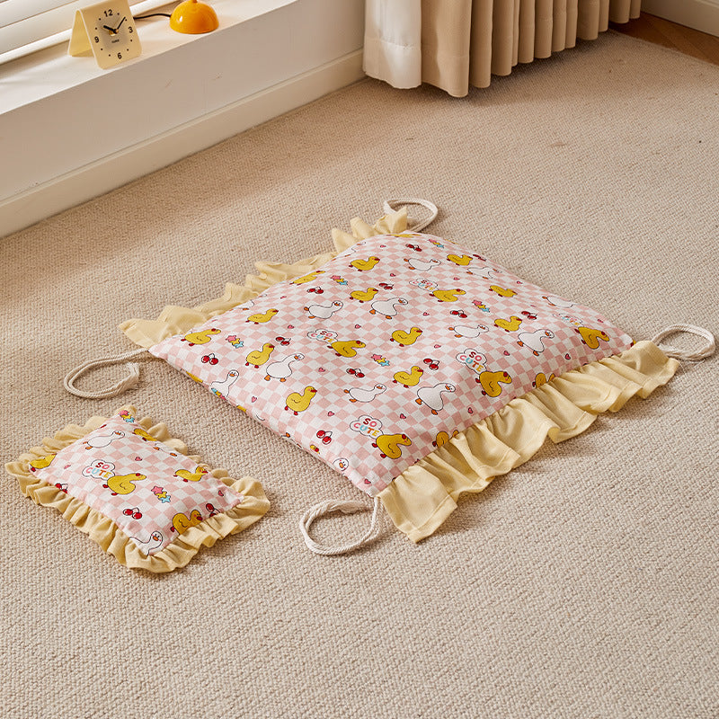 HKM-5614269 All-Season Wooden Dog Bed with Individual Bedding Designs for Medium and Large Pets