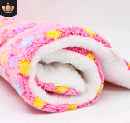 HKM-5637949 Cozy Coral Cashmere Pet Blanket Mat for Cats and Dogs