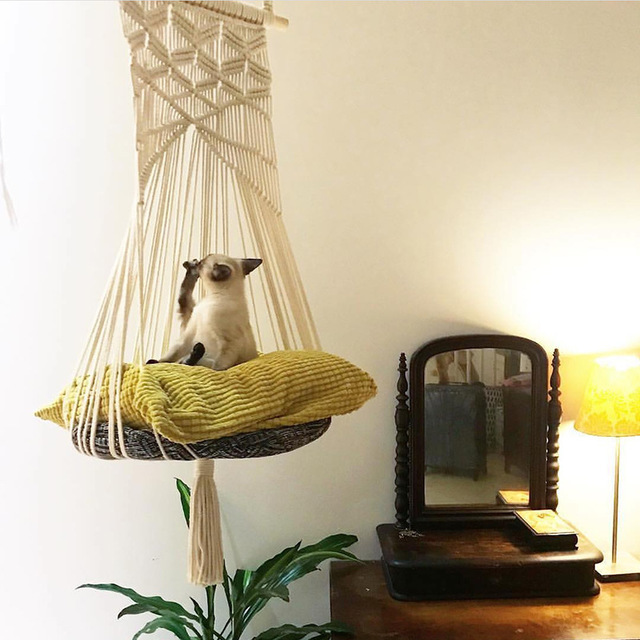 HKM-5640765 Handmade Macrame Pet Swing Cage for Indoor and Outdoor Use, Ideal for Bedrooms and Living Spaces