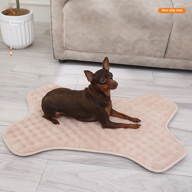 HKM-5665981 Non-Slip Pet Mat for Small and Medium Dogs and Cats ¨C Durable, Scratch-Resistant Design 72cm x 50cm