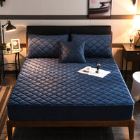 HKM-569171 Thick Quilted Polyester Fiber Bed Cover with Pillow Case - 48x74cm