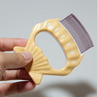 HKM-5704125 Shell-Shaped Pet Grooming Brush for Dogs and Cats - Effective Loose Hair Remover and Massage Tool