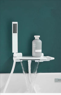 HKM-572691 Stainless Steel Luxury Shower Head for Modern Bathrooms – Wall Mount Design