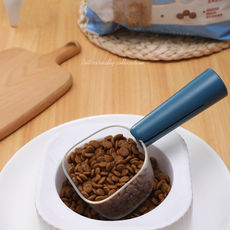 HKM-5727677 Transparent Pet Food Spoon with Measuring Scale for Cats and Dogs, Ideal for Accurate Feeding Measurement