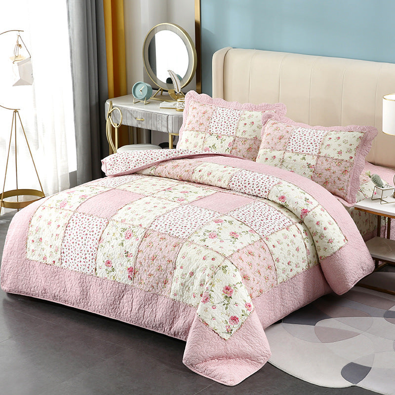 HKM-573651 European Pastoral Three-Piece Bedspread Set in Green Cotton with Plant and Flower Design