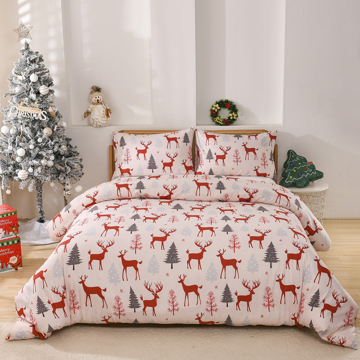 HKM-578067 Christmas Forest Deer Pattern Three-Piece Quilt Cover Set in Multiple Sizes