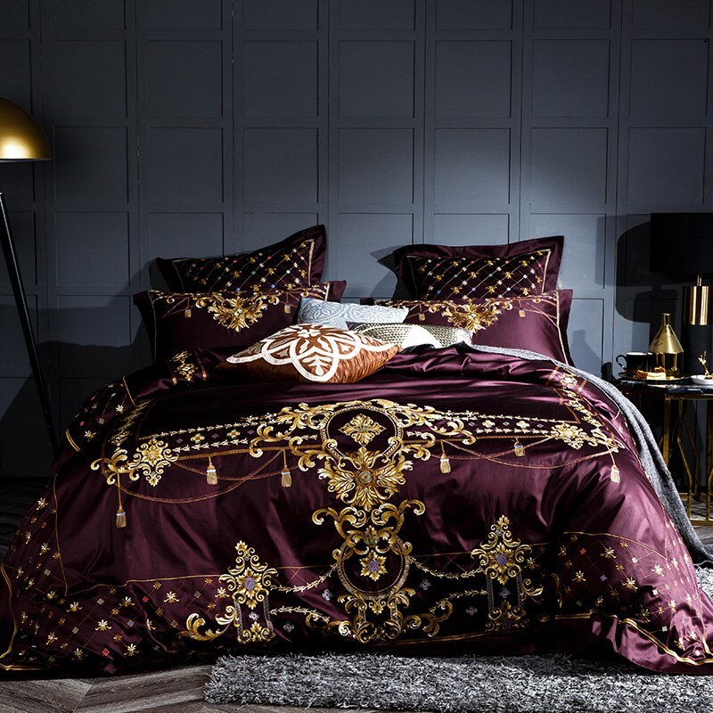 HKM-579731 European Style Cotton Embroidery Four-Piece Bedding Set in Geometric Pattern