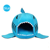 HKM-5820477 Cozy Shark-Shaped Pet Bed for Dogs and Cats in Gray, Pink, and Blue ¨C Soft Oxford Cloth with PP Cotton Filling