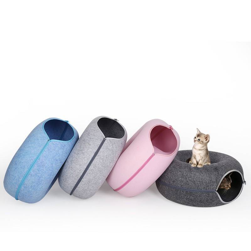HKM-5827261 Interactive Donut Cat Tunnel Bed in Natural Felt, Soft Wool Pet Cave for Comfort and Play