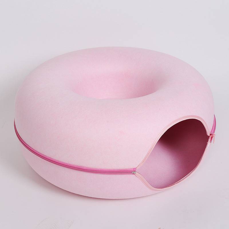 HKM-5827261 Interactive Donut Cat Tunnel Bed in Natural Felt, Soft Wool Pet Cave for Comfort and Play