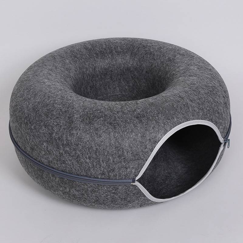 HKM-5827261 Interactive Donut Cat Tunnel Bed in Natural Felt, Soft Wool Pet Cave for Comfort and Play